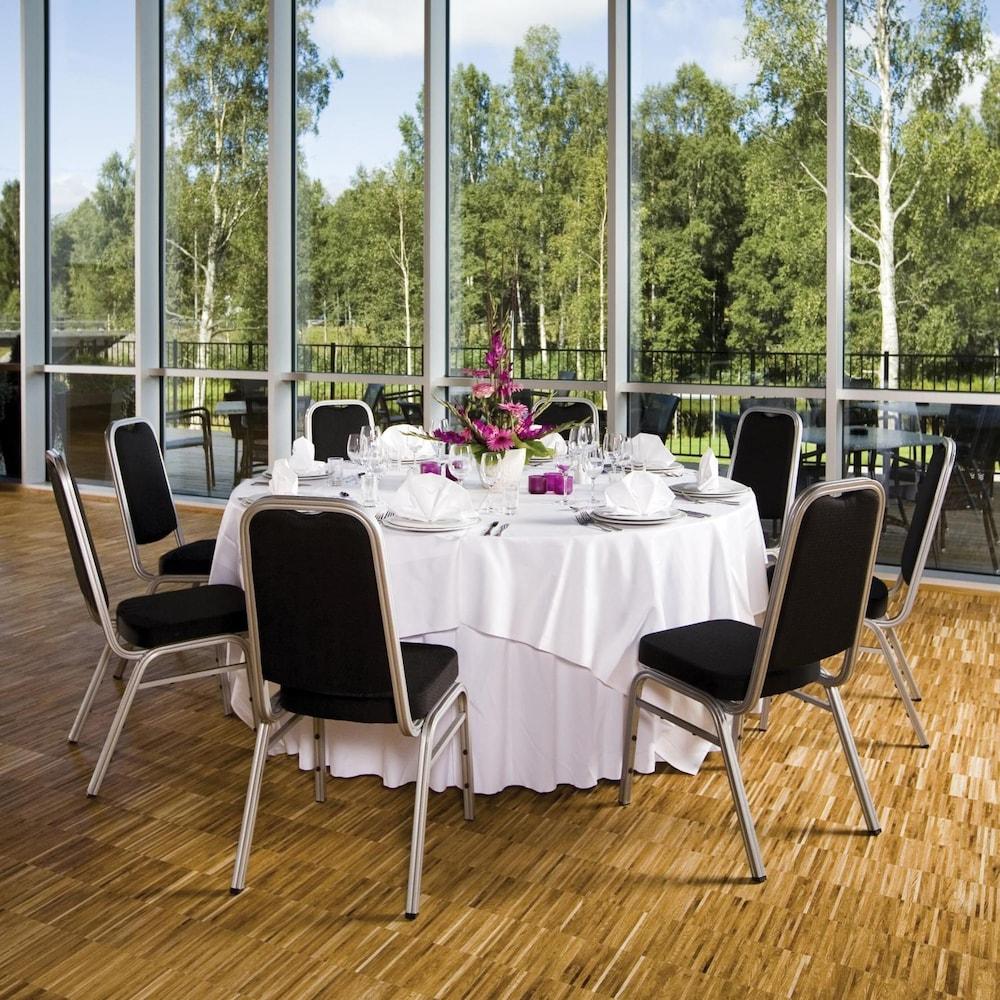 Hotell Charlottenberg Restoran fotoğraf